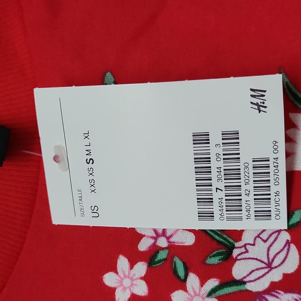 H&M 100% Cotton Red Floral Lightweight Sweatshirt Size Small, New With Tags - Picture 3 of 8